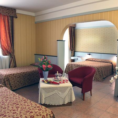Hotel Maxim Verona Esterno foto