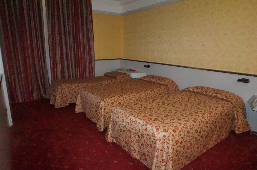 Hotel Maxim Verona Esterno foto