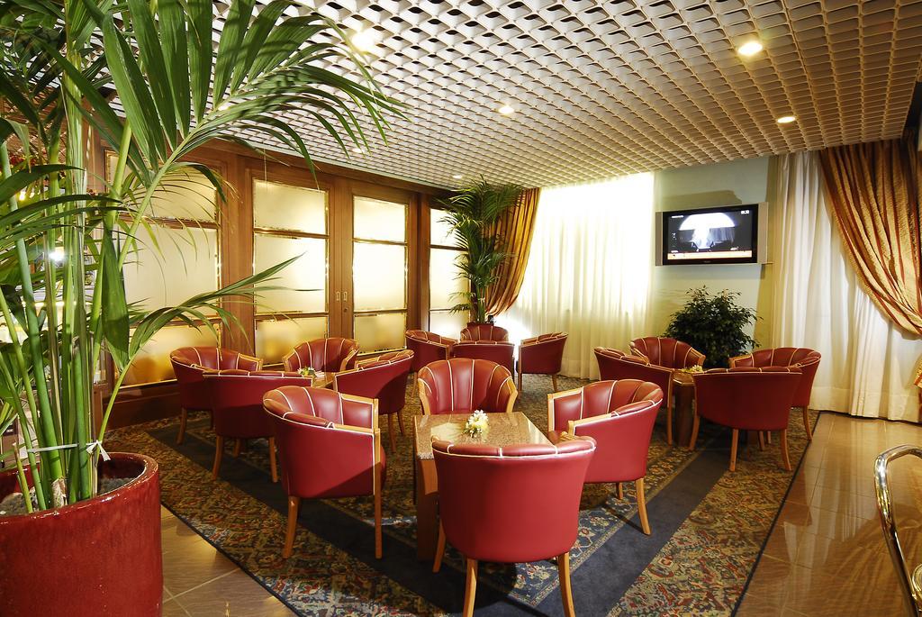 Hotel Maxim Verona Esterno foto