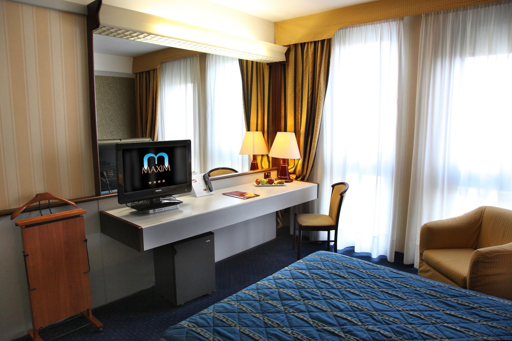 Hotel Maxim Verona Esterno foto