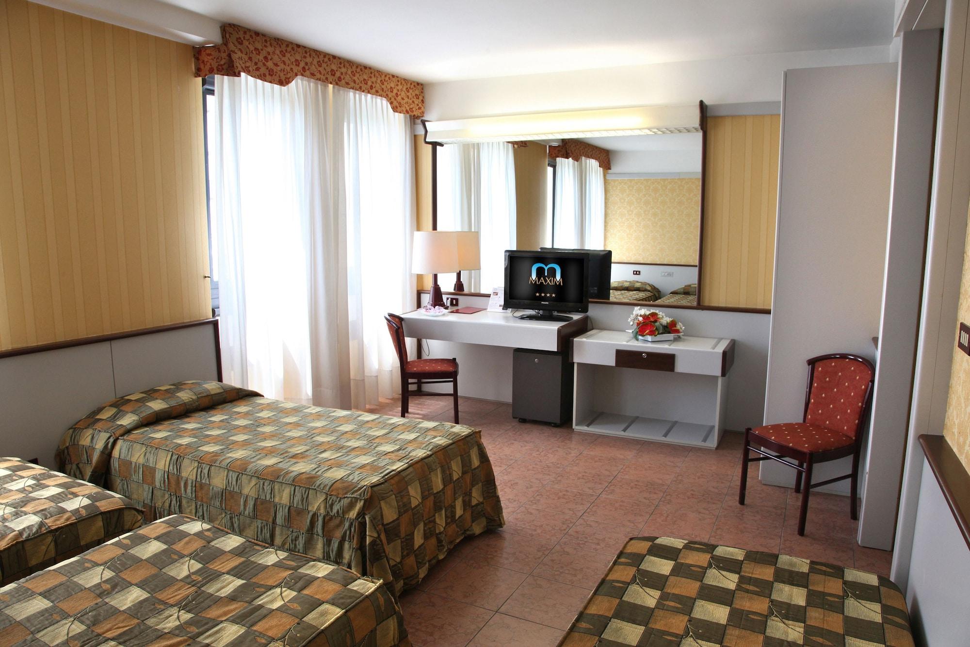 Hotel Maxim Verona Esterno foto