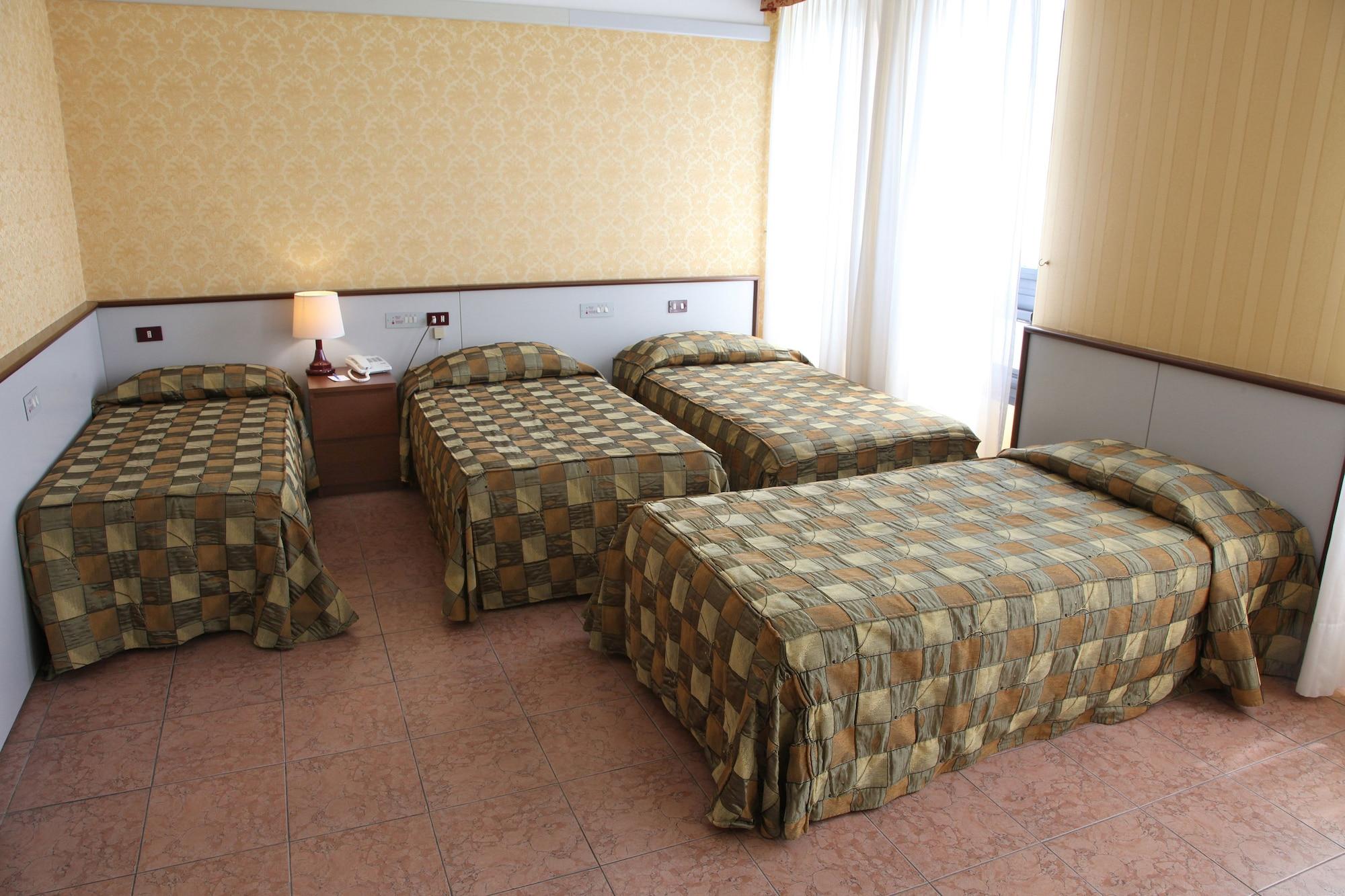 Hotel Maxim Verona Esterno foto