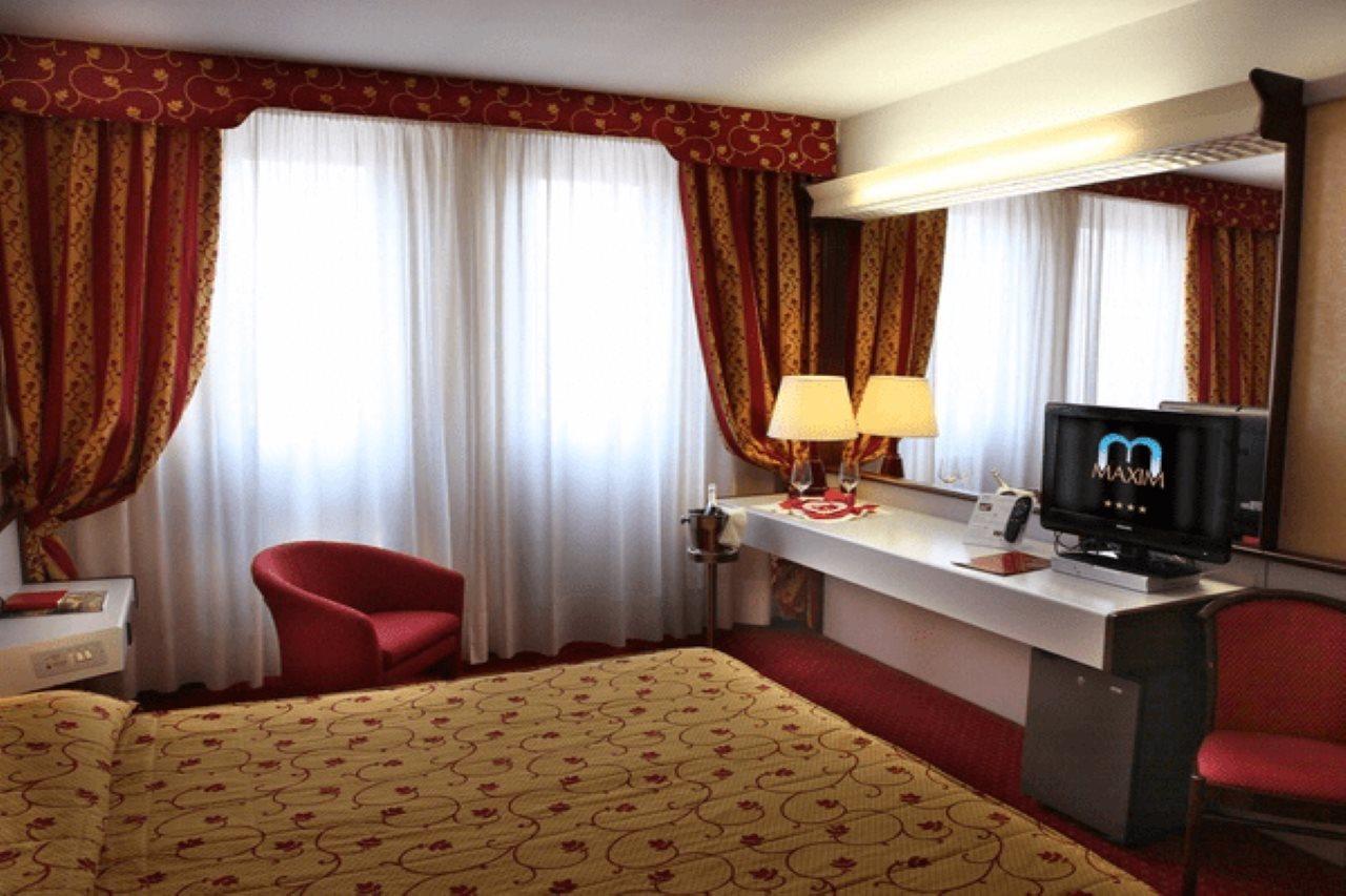 Hotel Maxim Verona Esterno foto