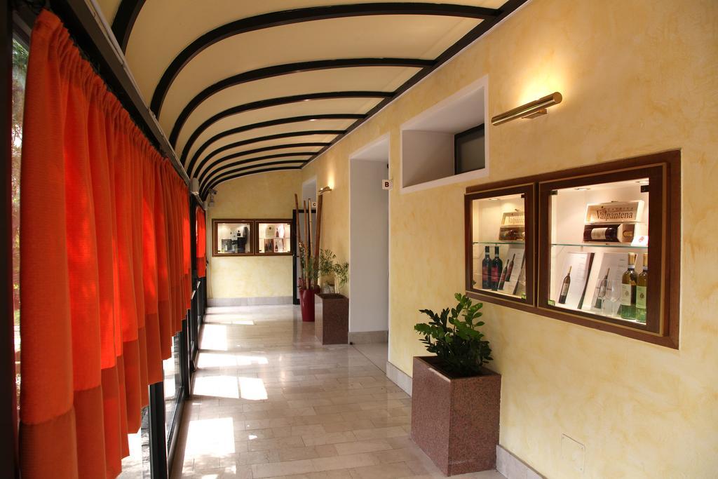 Hotel Maxim Verona Esterno foto